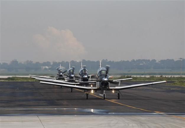 Iraq agrees to buy 24 Czech combat, training aircraft