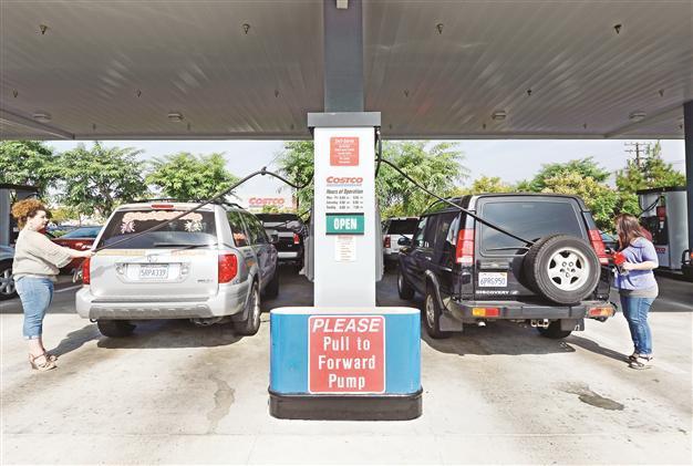 Fuel prices ease as Mideast truce holds