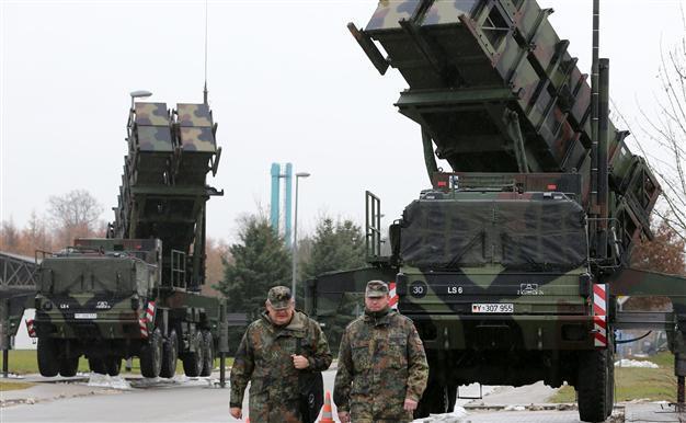 Dutch to send Patriot missiles to Turkey-Syria border: report