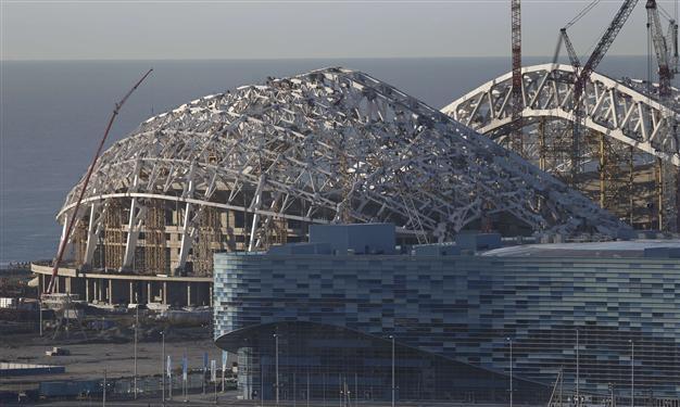 Turks head to building sites in Iraq and Russia