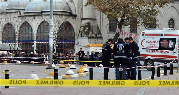 Policeman killed in Istanbul attack