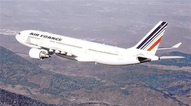 Air France-KLM to pursue more savings