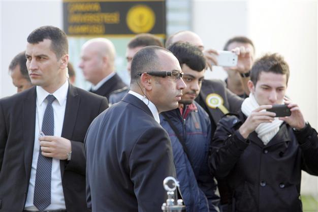 President Güls bodyguard to use micro-camera on glasses