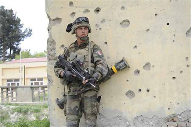 Last French combat troops leave Afghanistan: airport