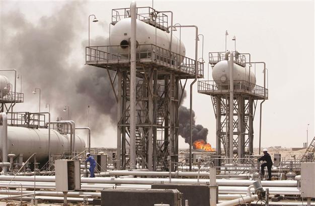 Exxon may exit from south Iraq oil project