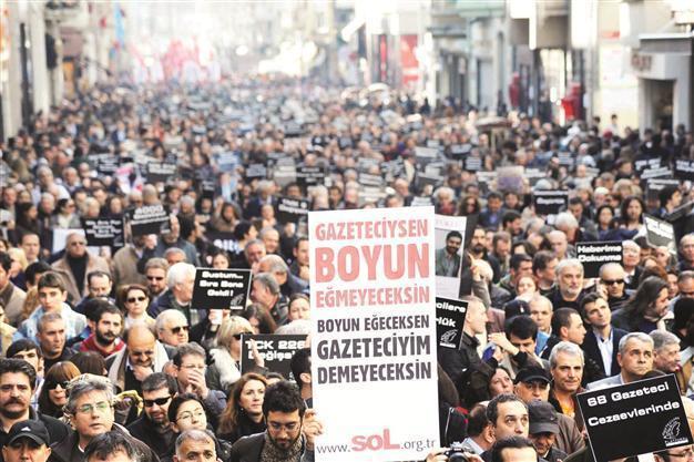 Turkey extends lead in reporter jailing league