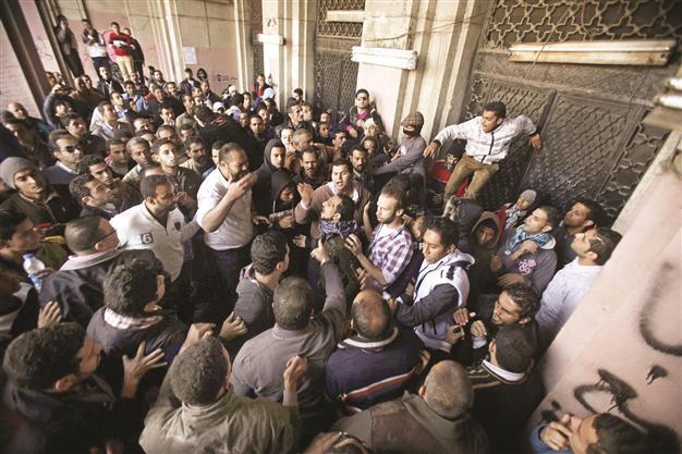 Proposed $4.8 billion IMF loan to Egypt put on hold
