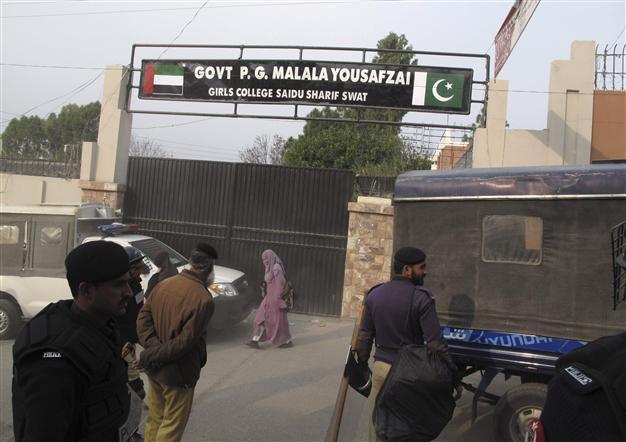 Pakistani girls protest naming of college after Malala