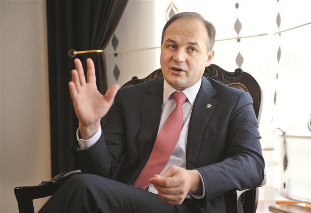 Kosovo tests waters for UN membership