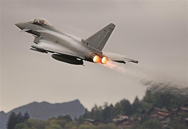 Britain’s BAE agrees $4.1 bln deal to supply 20 military aircraft to Oman