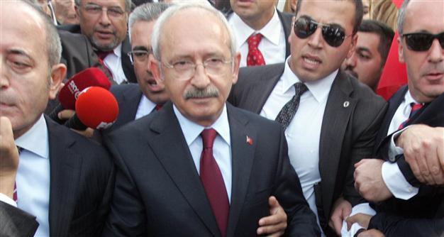 CHP leader Kılıçdaroğlu hit with gas in Ankara