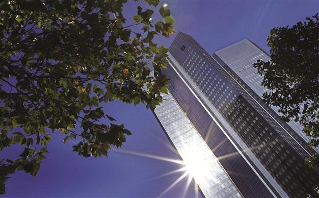Int’l orders support German industries
