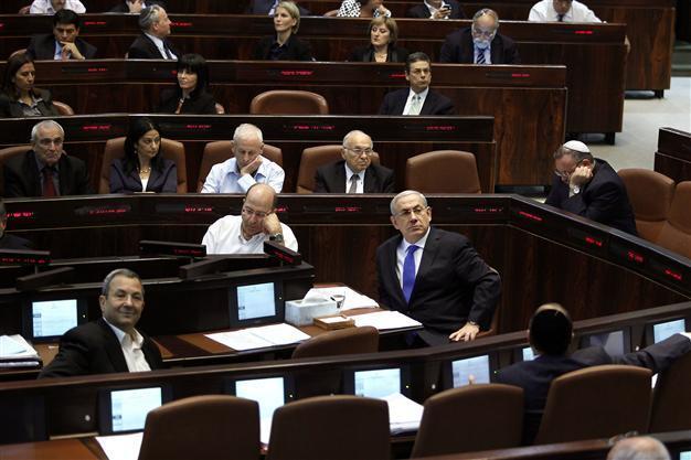 Israel bans deputy from election for being on Turkish flotilla