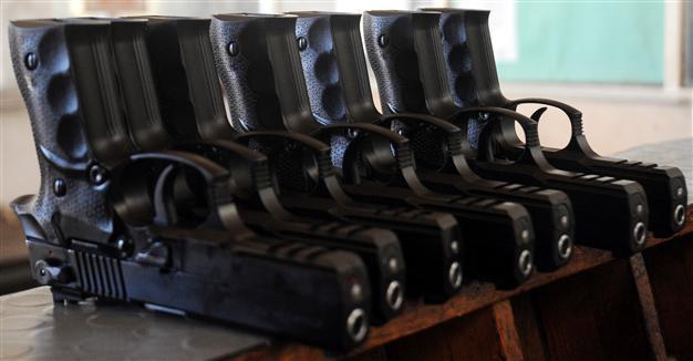 Probe on shipment of arms widening