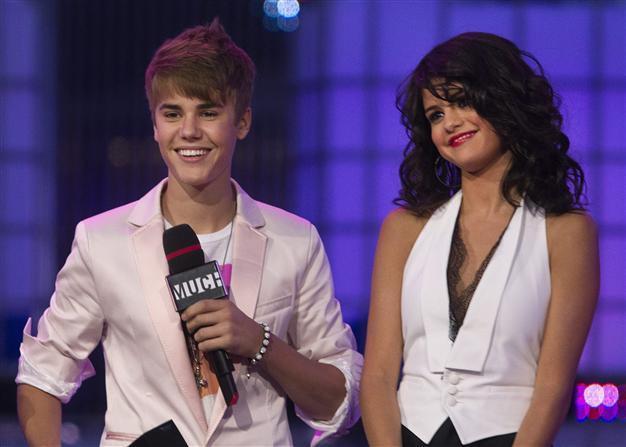Hollywood’s celeb couple broken up