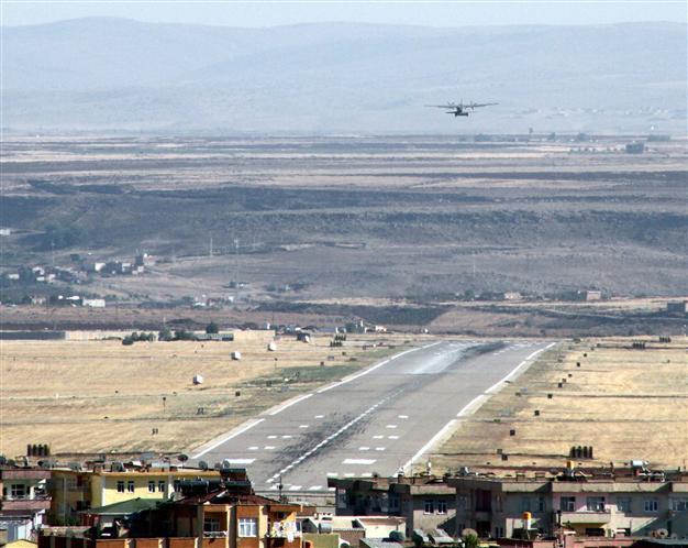 Russian military airplanes to fly above Turkish territory