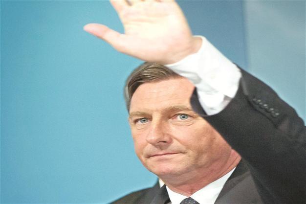 Slovenian president dealt election blo