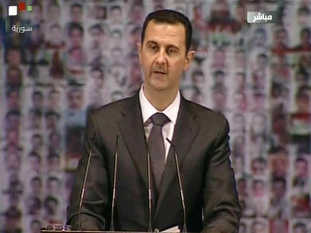 Syrias Assad calls for national dialogue to end conflict