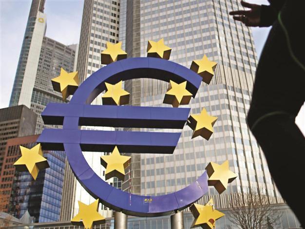 ECB to ring in New Year with interest rate on hold
