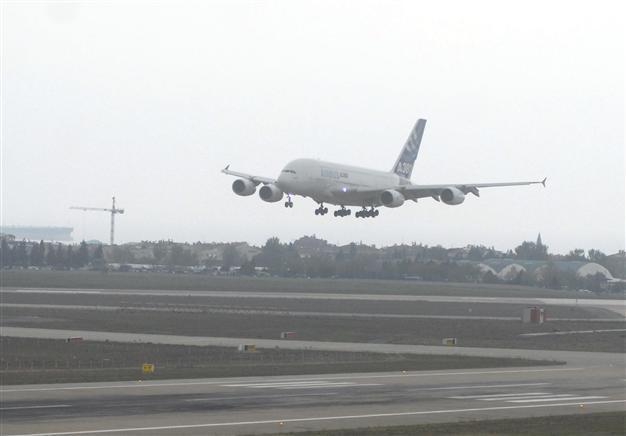 Iran tells citizens to avoid high-risk US travel