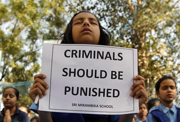 Delhi gang-rapists tried to run over victim: reports
