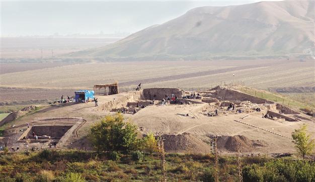 Street structure from ancient times unearthed in eastern Turkey