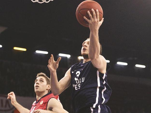 Anadolu Efes takes Greek test in Euroleague