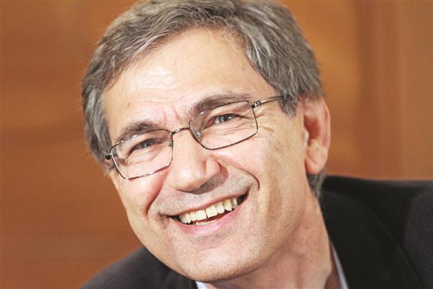 Pamuk’s ‘Silent House’ on shortlist of Man Asian Prize