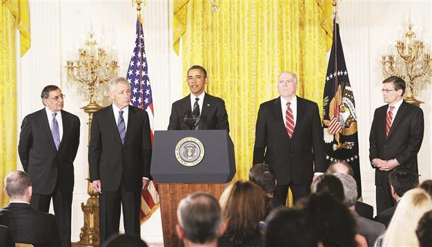 Obama under fire for white male Cabinet