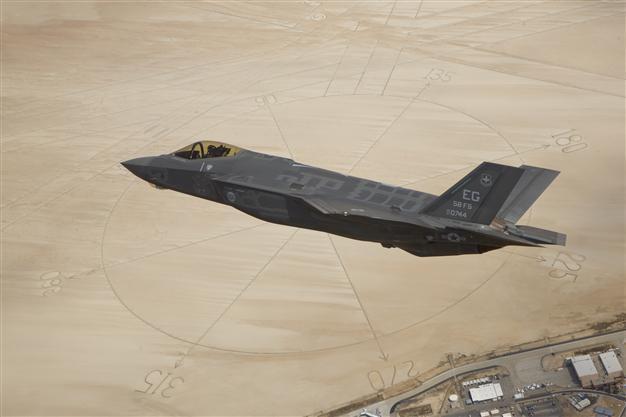 Turkey postpones order for its first two F-35 fighters