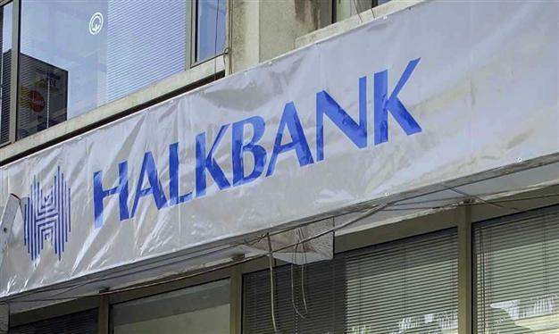 Turkey sees largest share sale ever in Halkbank privatization