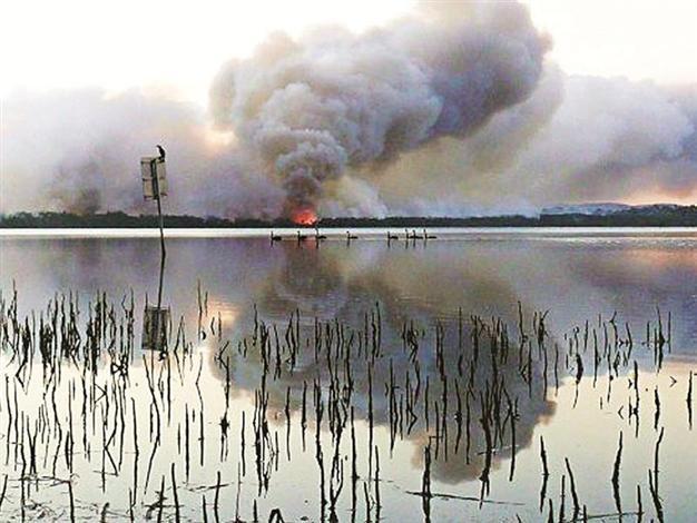 Australia wildfire at ‘catastrophic’ level
