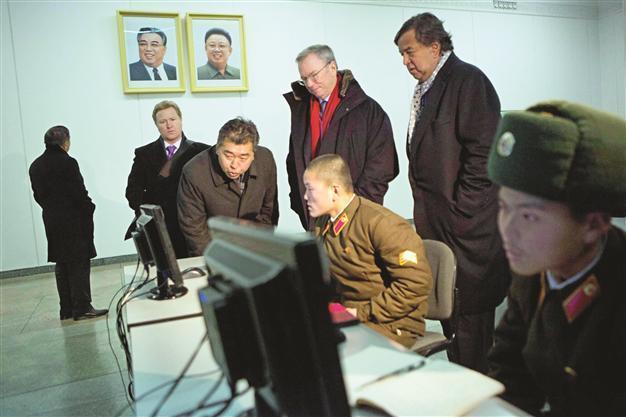 Pyongyang pressed over more Internet