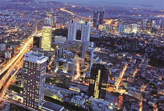 Strong debt reduction draws more investors