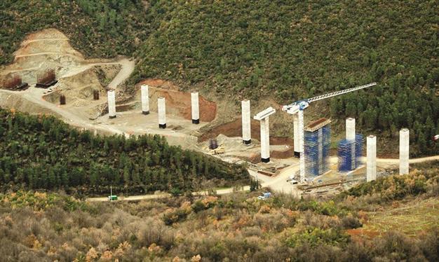 Government clears deck for ‘crazy’ road project