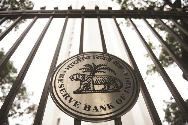India inflation falls to three year low