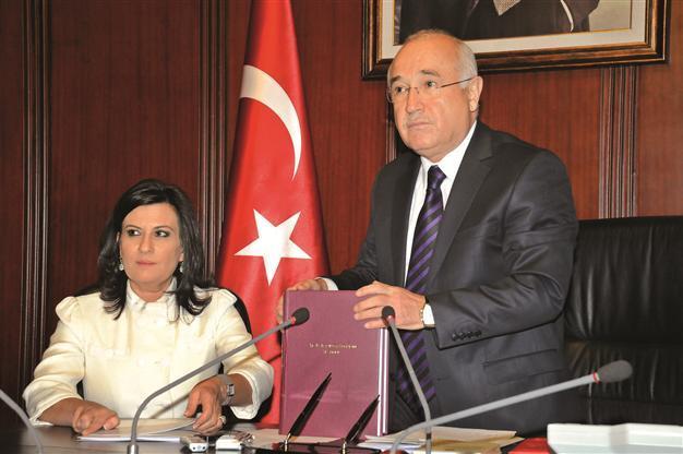 Coup panel’s report hailed by Speaker