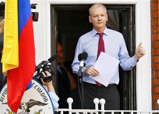 WikiLeaks Assange has lung trouble: Ecuador envoy