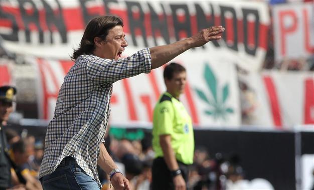 Almeyda steps down as River Plate coach