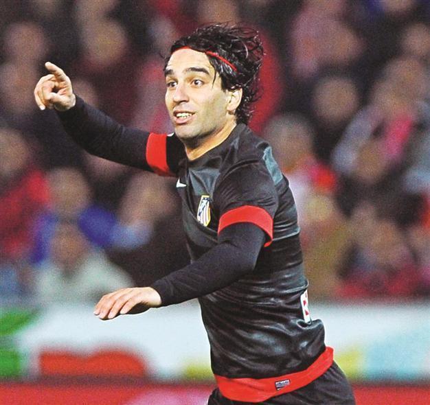 Red-hot Atletico hopes to end Real jinx