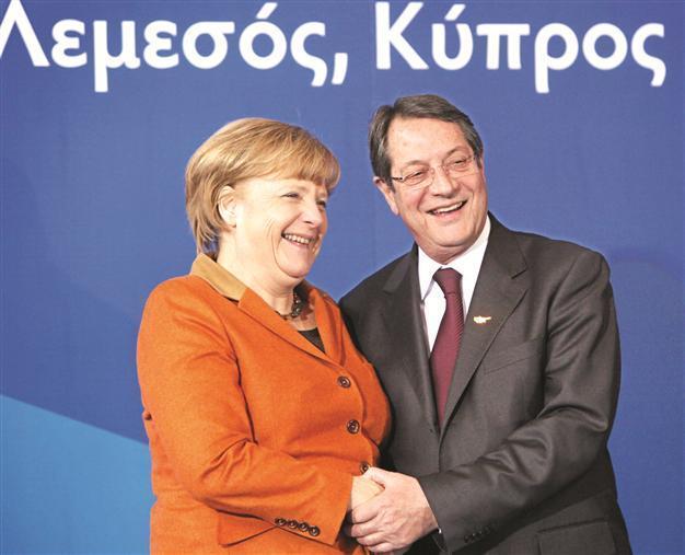 Right-wing candidate leads in Greek Cyprus