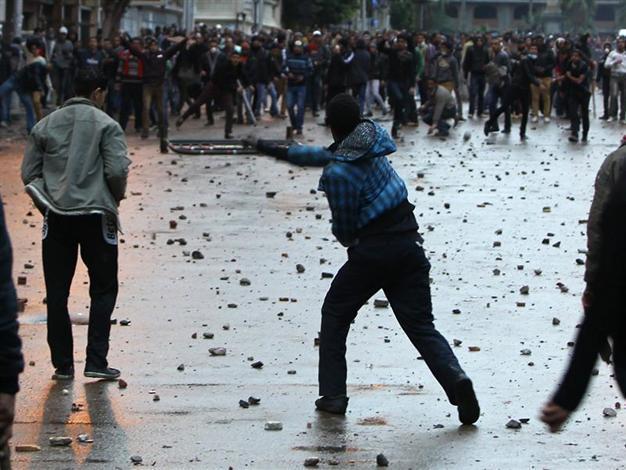 Four die in Cairo clashes after man killed by police