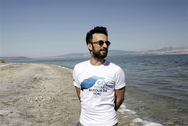 Pop star Tarkan faces rehab