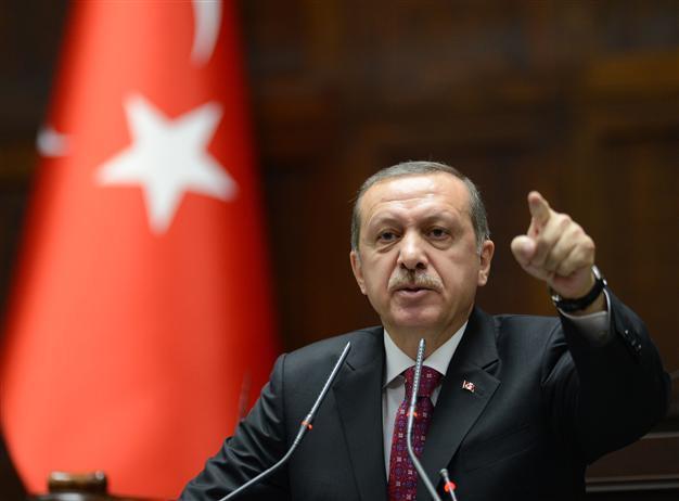 PM talks peace process with deputies from east