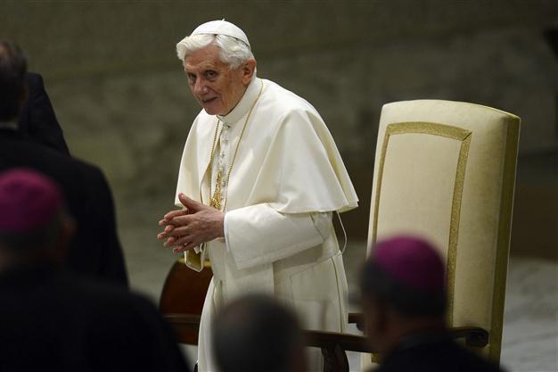 Saddam deputy wants pope to push for execution: Lawyer