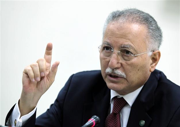 İhsanoğlu accuses West of institutionalizing Islamaphobia