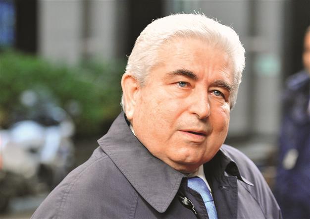 Christofias bashes at ‘bailout culprits’