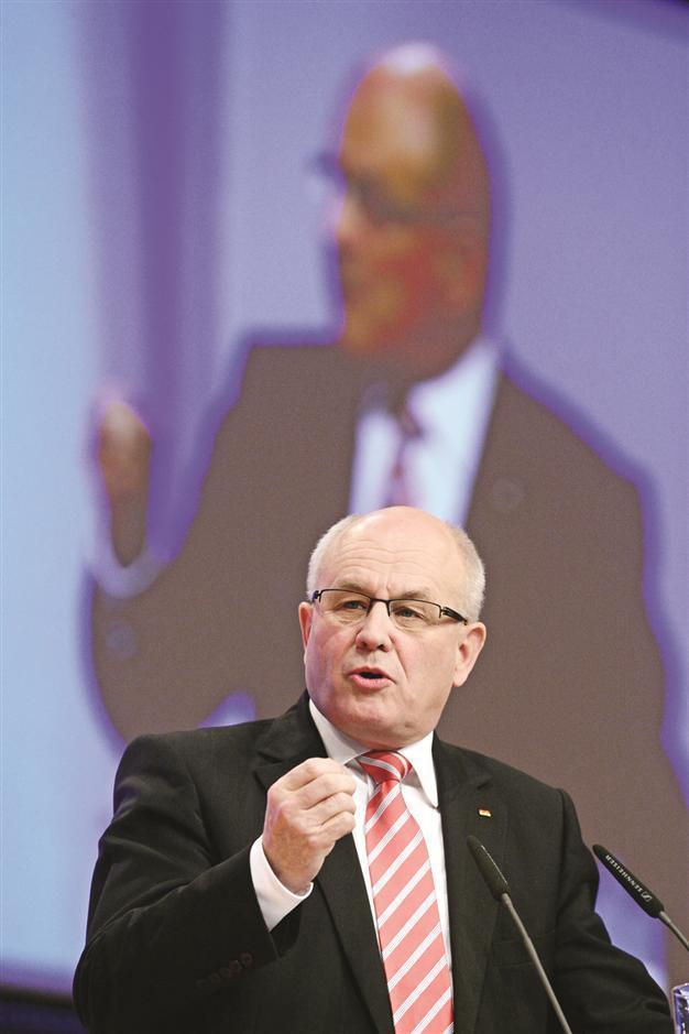 Merkel deputy calls on Turkey to defend rights