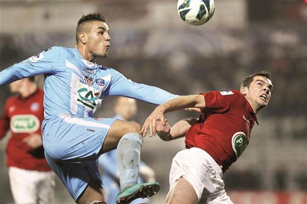 Gas leak postpones Marseille Cup game