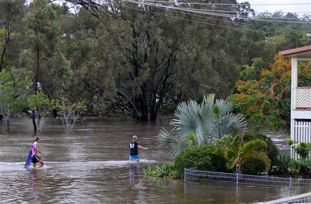 Major floods hammer northern Australia